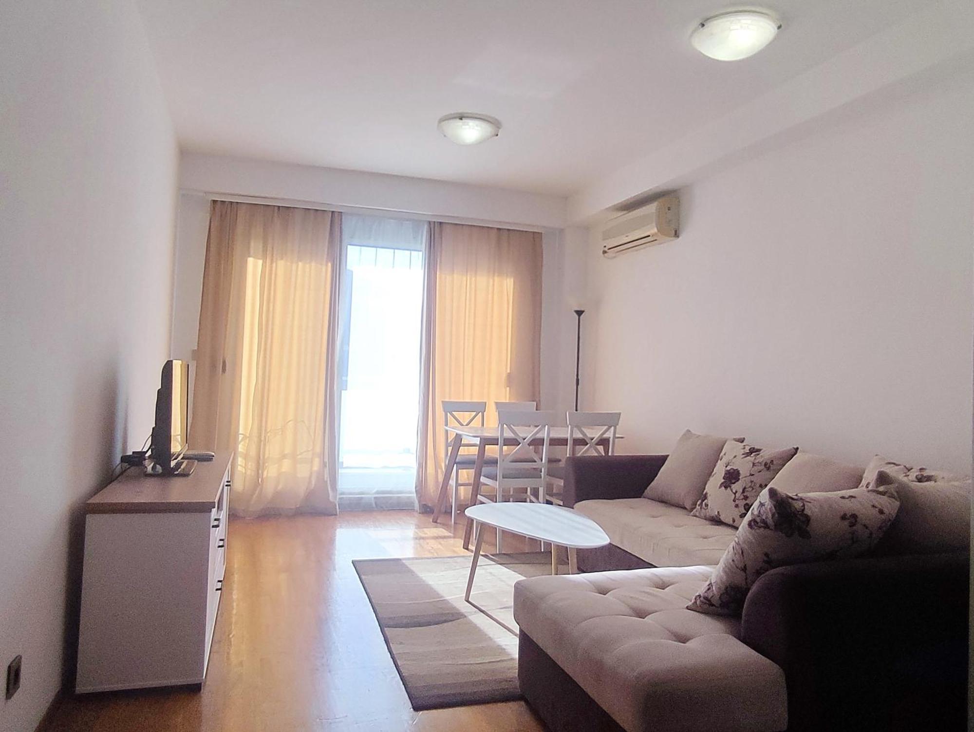 בודווה Apartments Svetlana מראה חיצוני תמונה