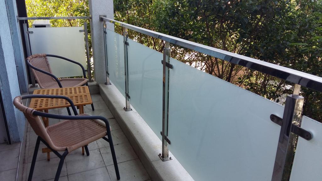 בודווה Apartments Svetlana מראה חיצוני תמונה